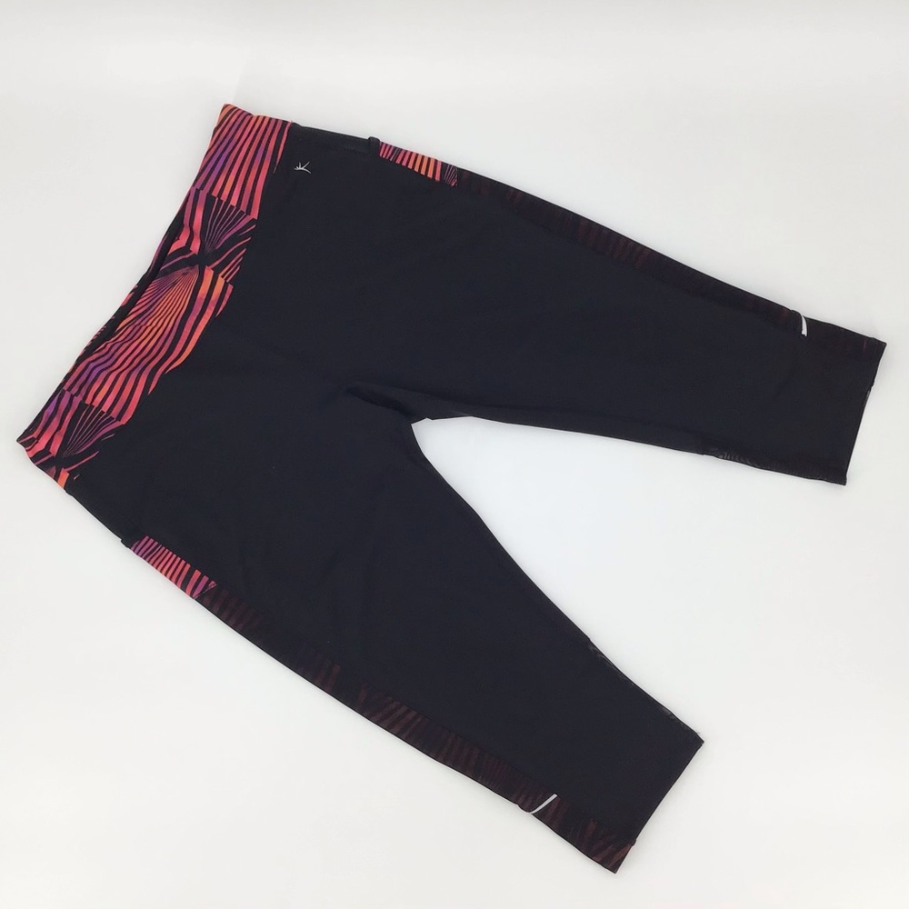 Danskin Now Dri More Capri Leggings with Mesh, XL